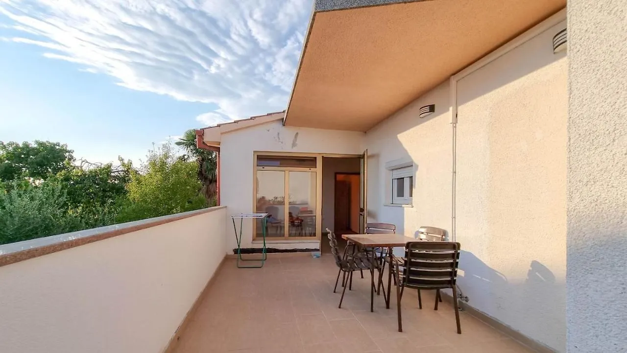 Skalinada Apartment Novigrad  Croatia