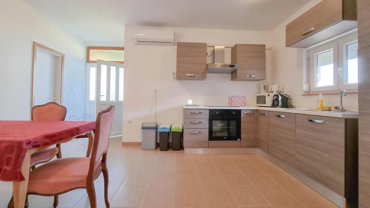 Skalinada Apartment Novigrad