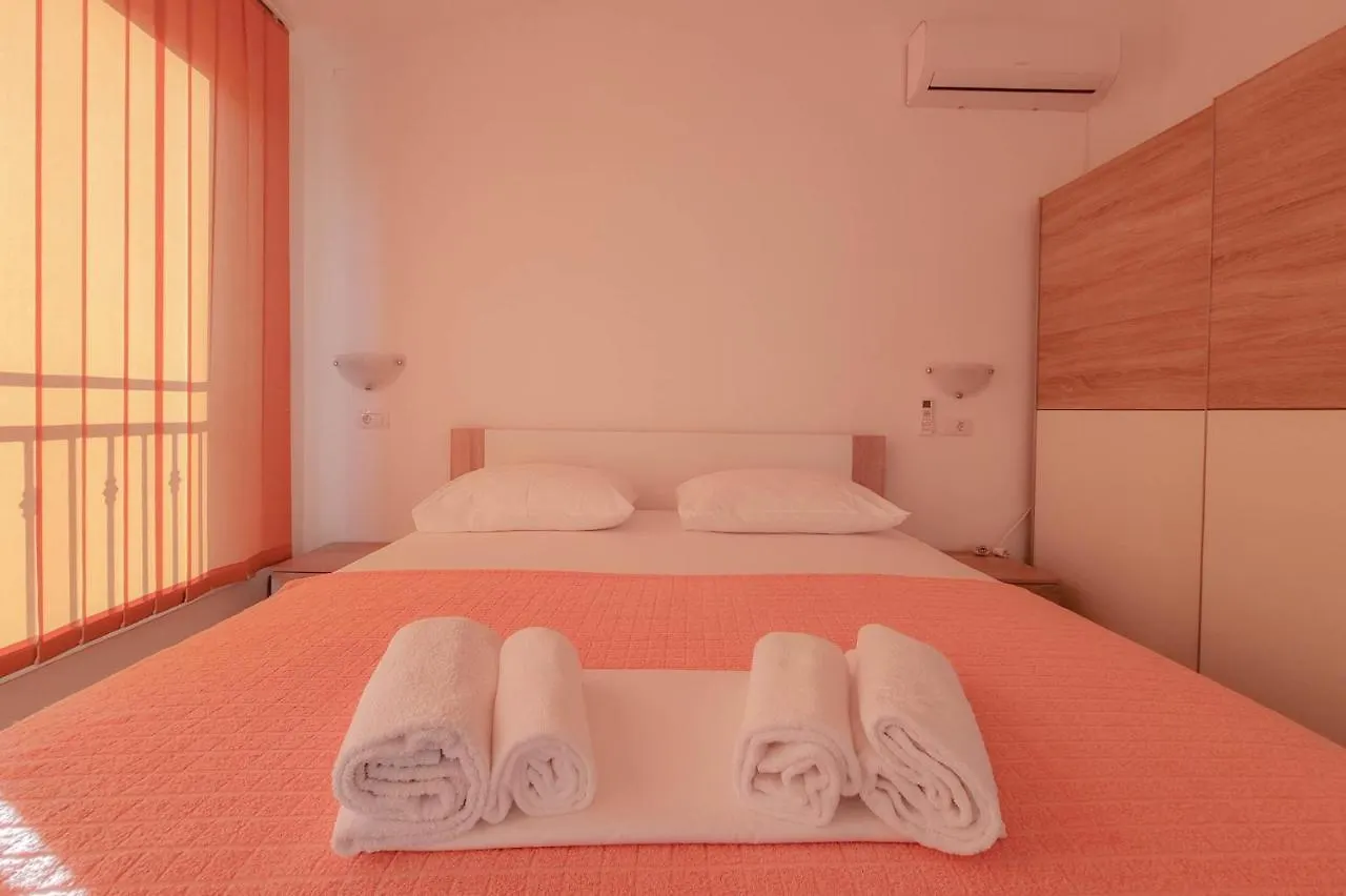 Skalinada Apartment Novigrad  Croatia
