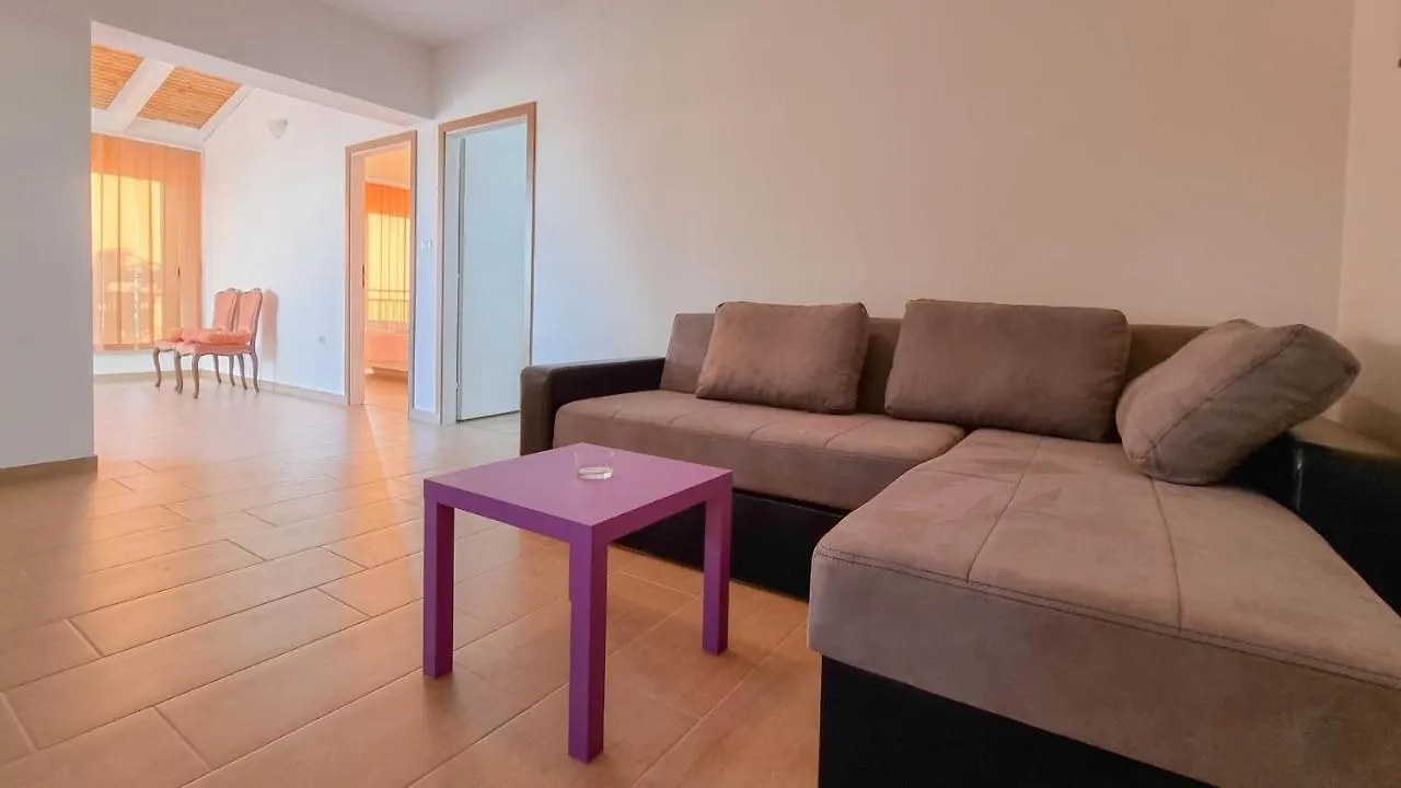 Skalinada Apartment Novigrad